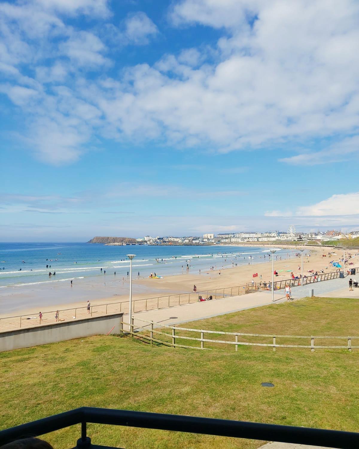 Luxurious Beach Front Apartment In Portrush Esterno foto